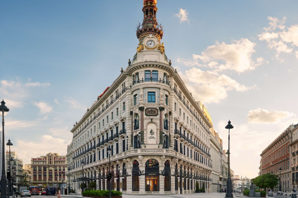 Four Seasons Hotel in Madrid - Virtuoso