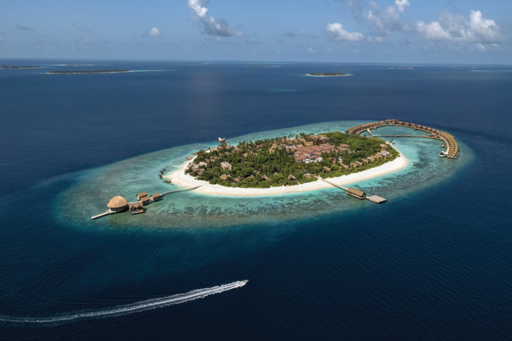 Raa Atoll’s Bodufushi Island, home to the new Joali Being. - Virtuoso Travel